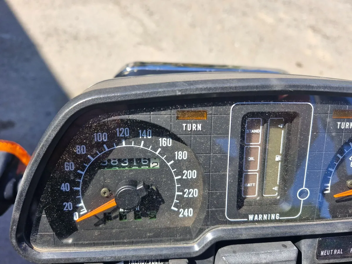 Kawasaki gt750 - Image 3