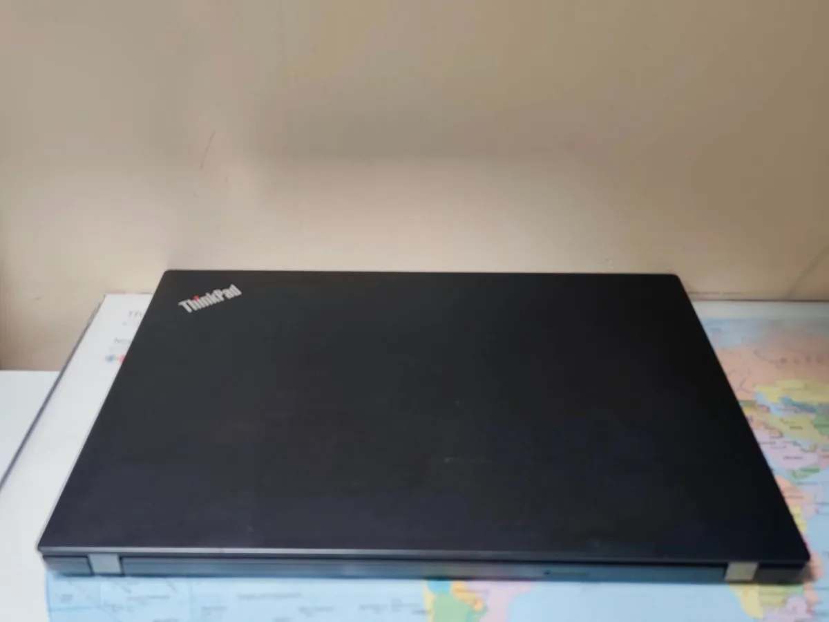 Lenovo ThinkPad T495s AMD Ryzen 5 pro | 8GB RAM | - Image 3