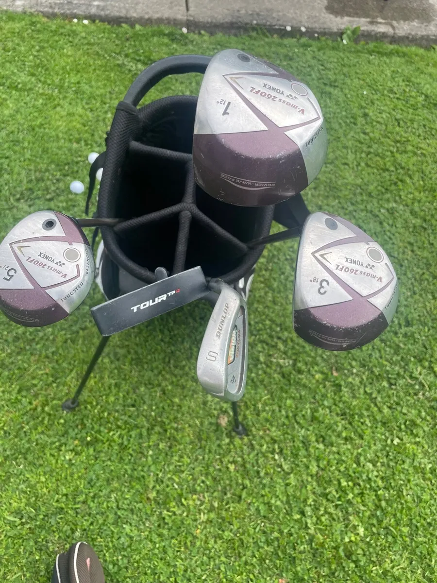 Golf clubs and bag - Image 3