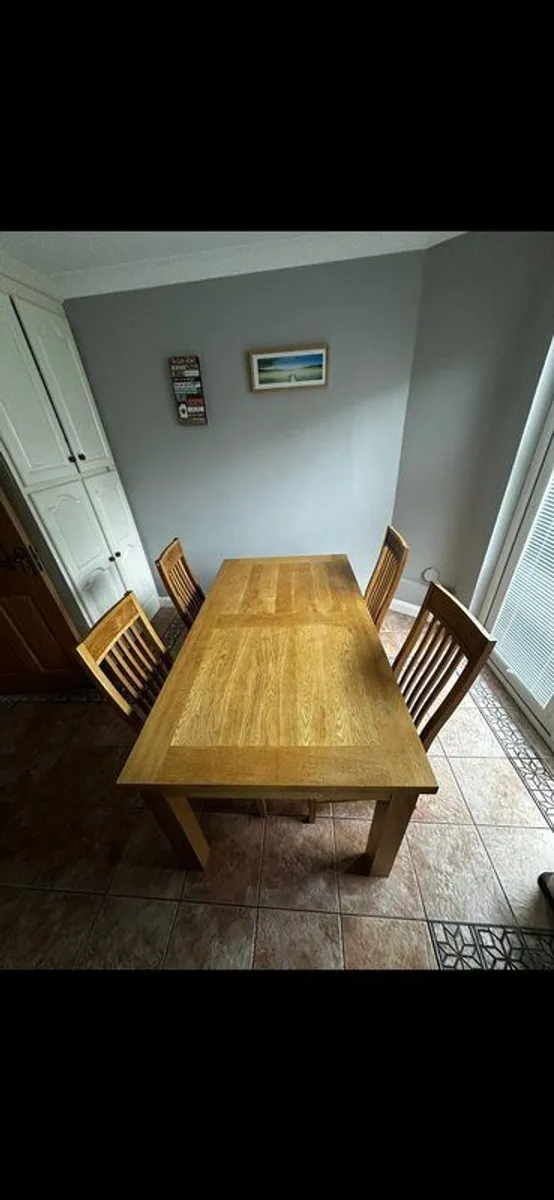 Oak Table and 4 chairs - Image 1