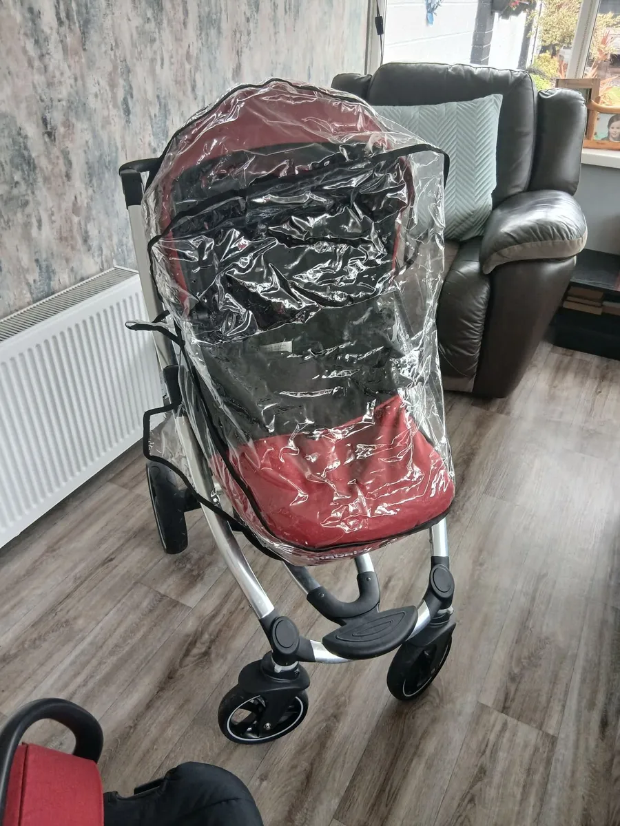 Infababy Pushchair and Car Seat - Image 2
