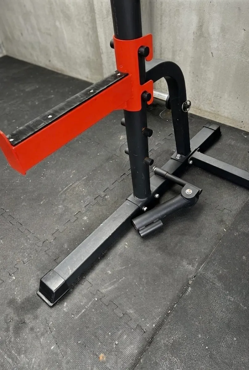 CABLE MACHINE / SQUAT RACK - Image 3