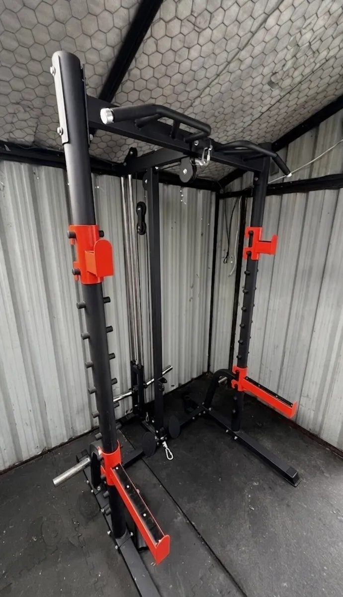 CABLE MACHINE / SQUAT RACK - Image 4