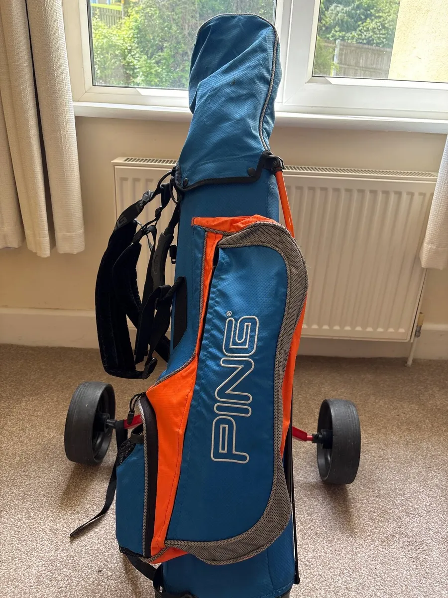 PING Moxie Junior Golf Set + Bag + Trolley - Image 3