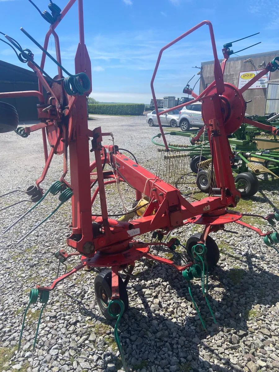 4 Rotar tedder - Image 1
