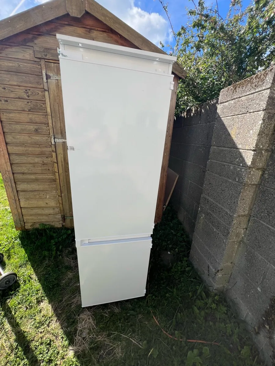 Fridge freezer - Image 1