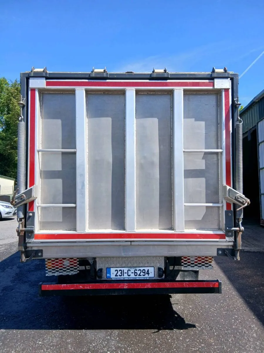 2023 Mitsubishi Fuso Canter 7.5 tonne Automatic - Image 4