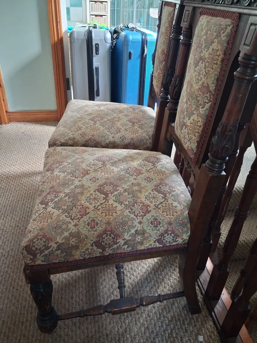Pair of antique chairs - Image 1