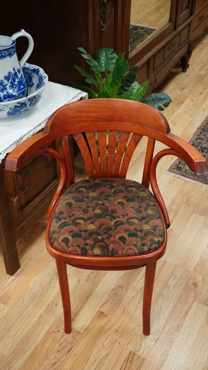 Pair of Vintage Bentwood Fan-Back Armchairs - Image 4