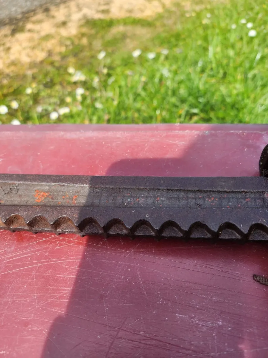 Vintage Clamps - Image 3