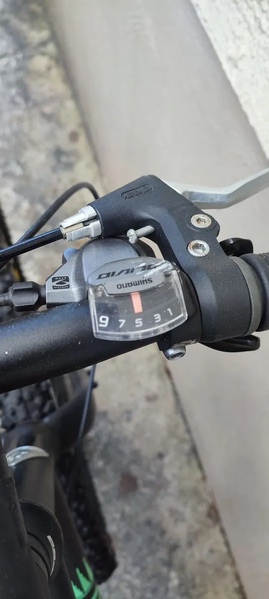Mountain bike - Image 1