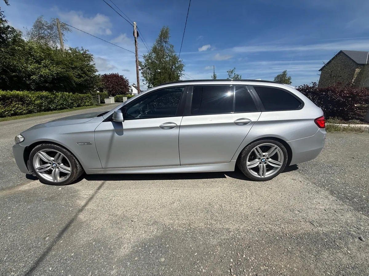 BMW 520d estate - Image 1