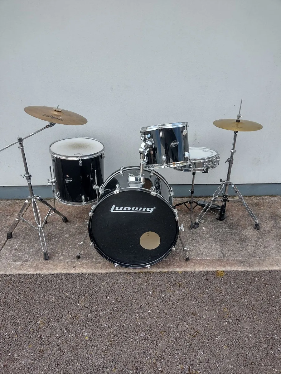 Drum kit