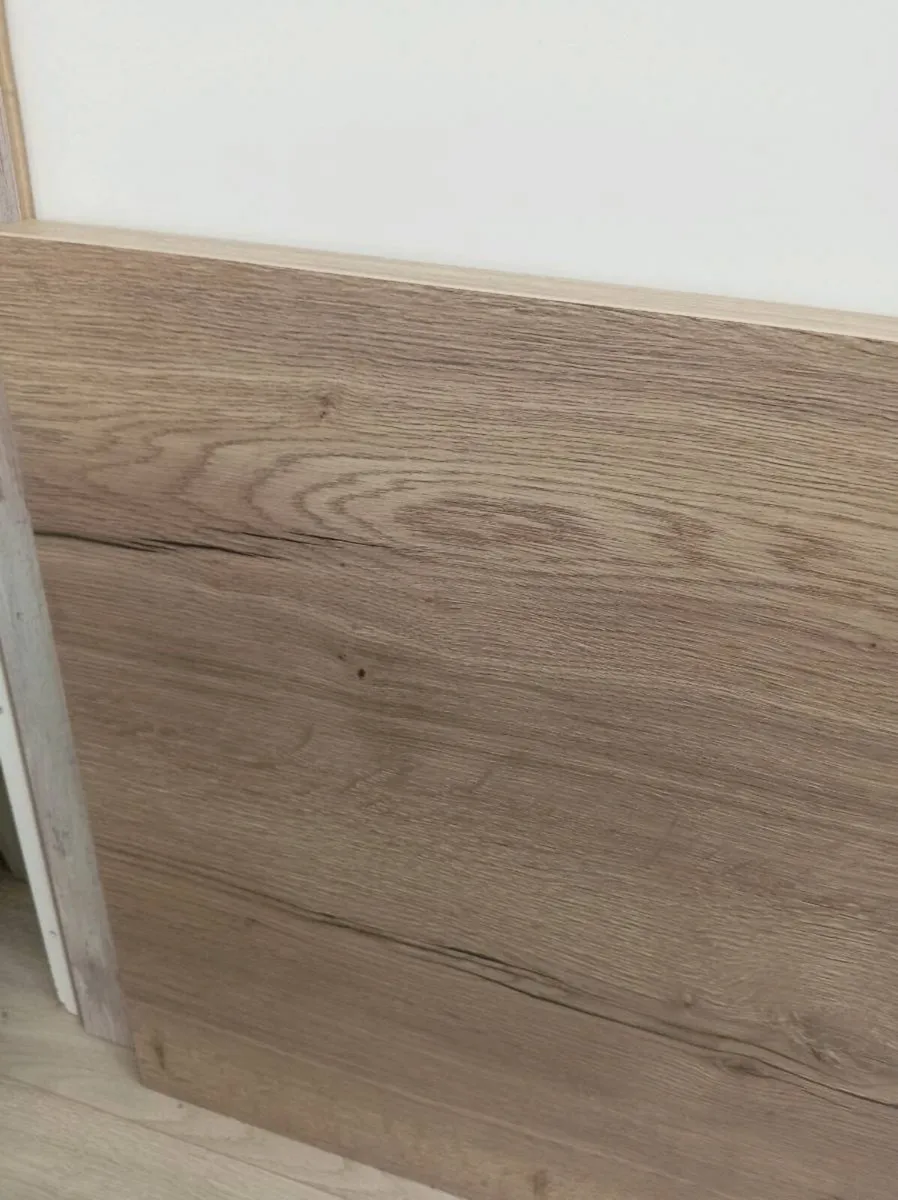 Kitchen countertop - Image 2