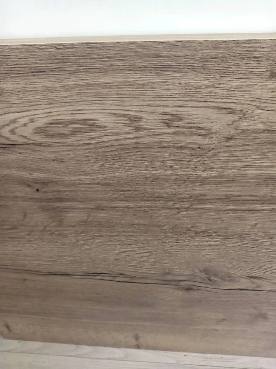 Kitchen countertop - Image 3