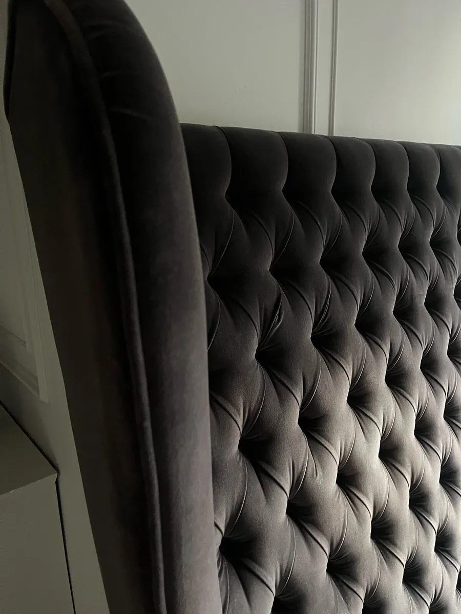 Helen Turkington 6ft bed headboard - Image 1