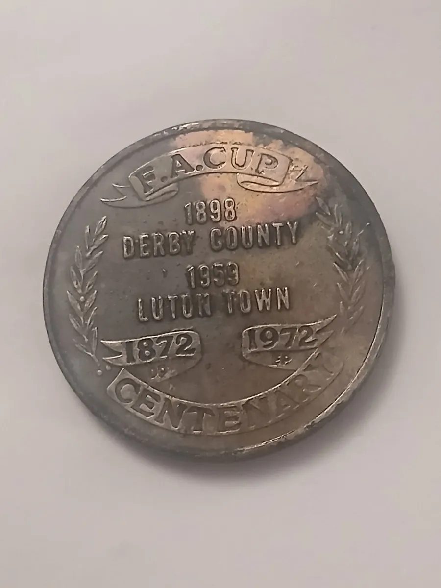 Footbal token Fa cup - Image 1