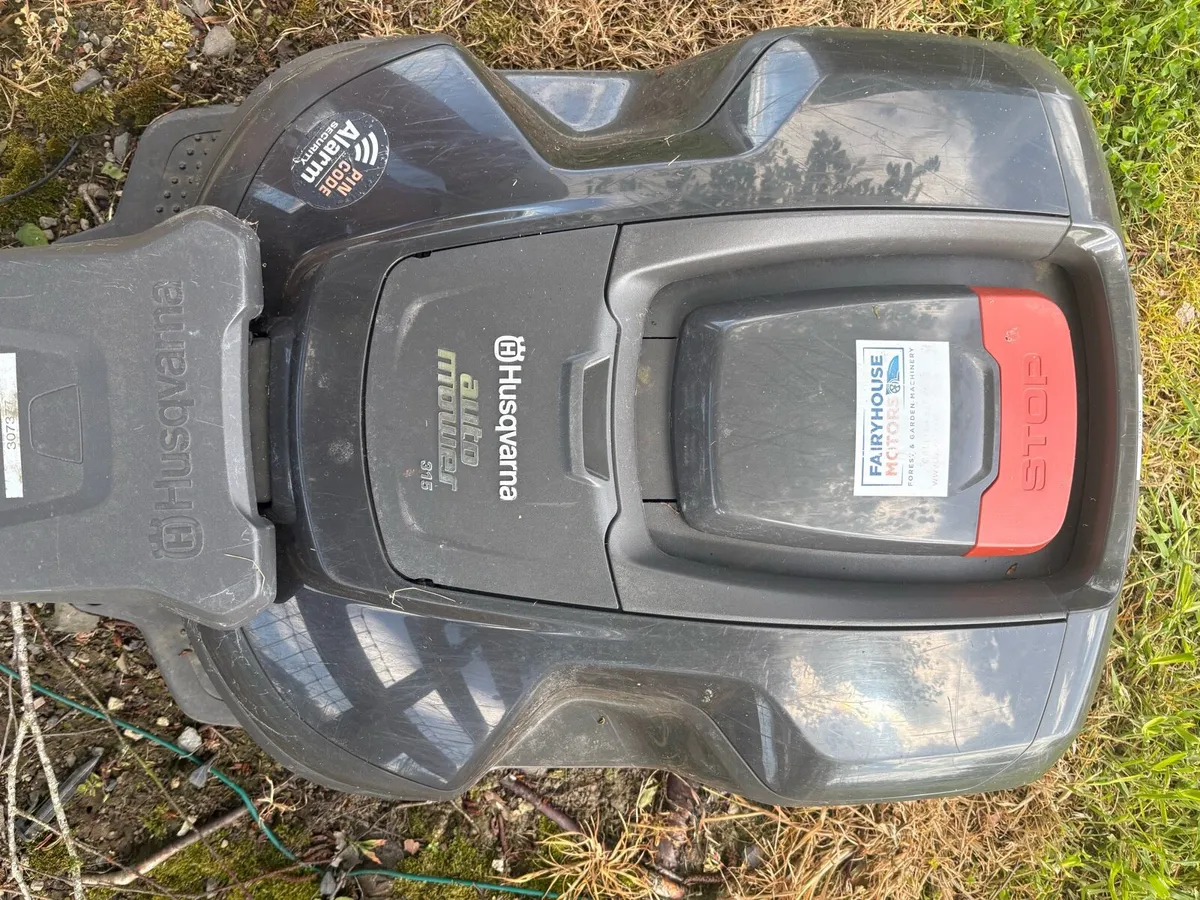 Husqvarna Robot Lawnmower - Image 1