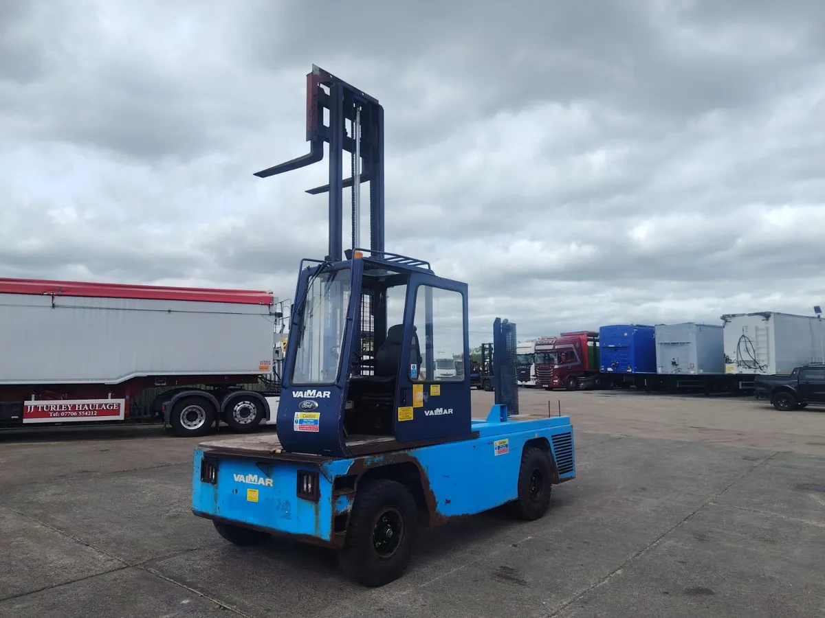 VALMAR 50 Slide loading forklift 5 ton - Image 1