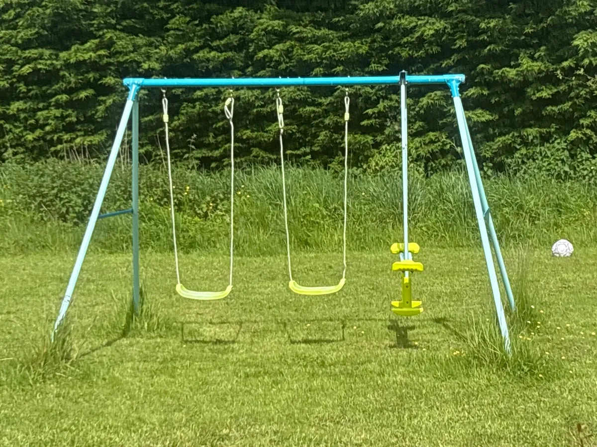 Kids swing - Image 2
