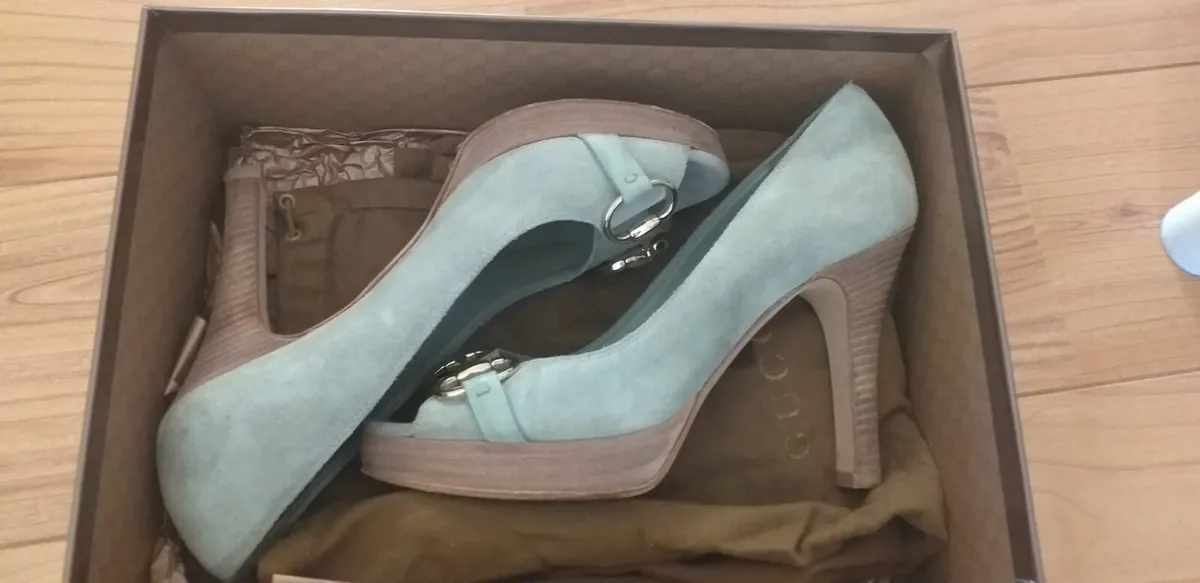 Ladies Shoes - Image 1