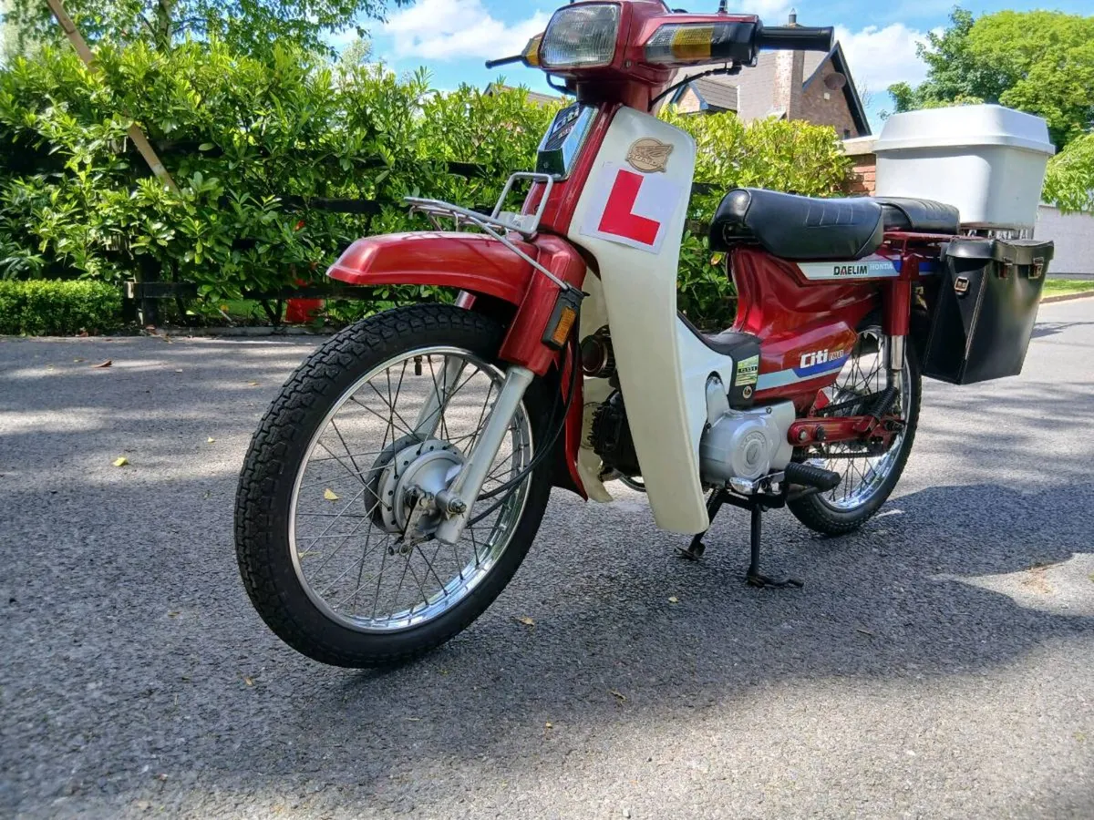 Honda daelim 100cc - Image 3