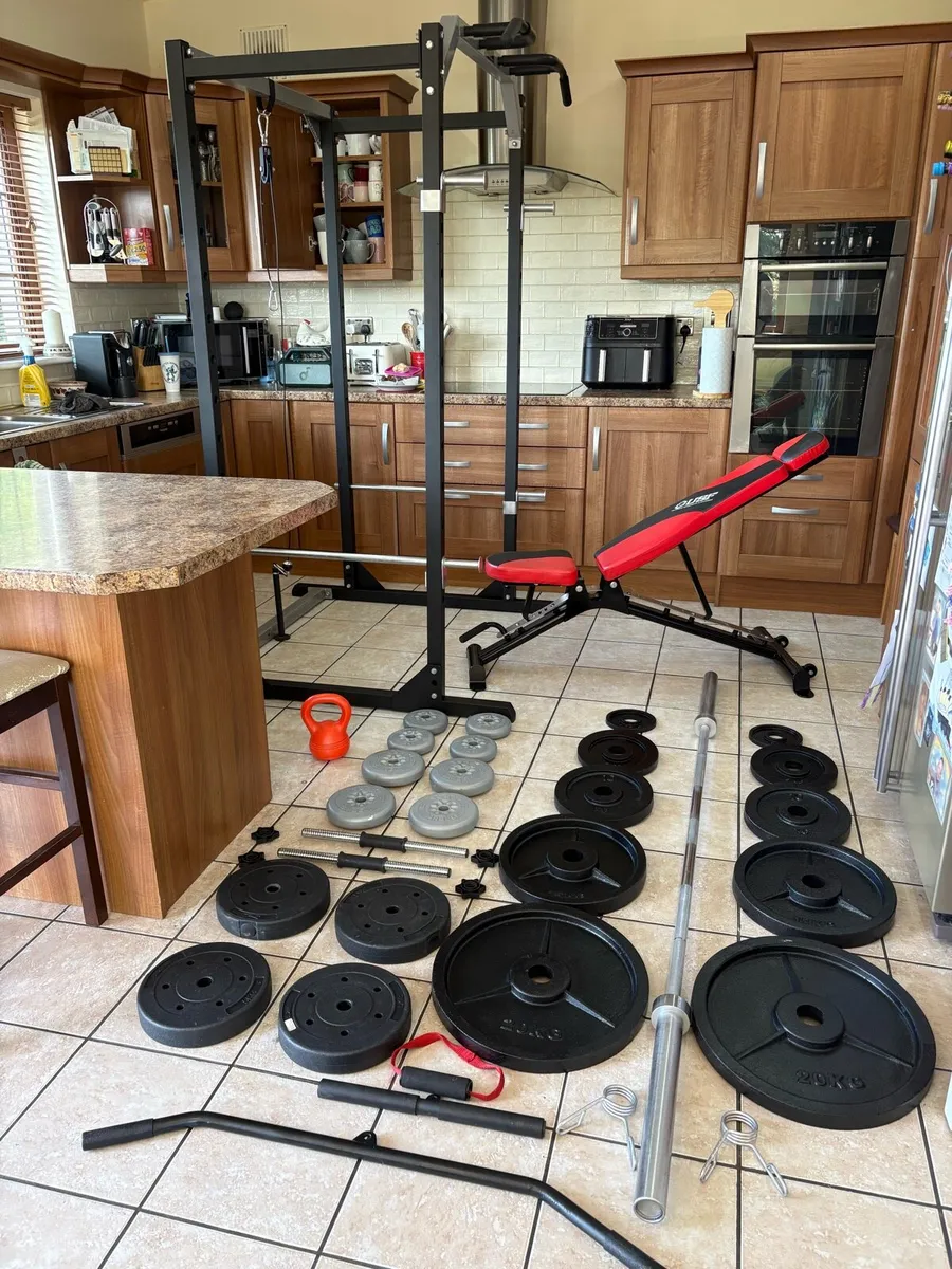 BEST GYM WEIGHTLIFTING SET ON DONE DEAL!!!! - Image 1
