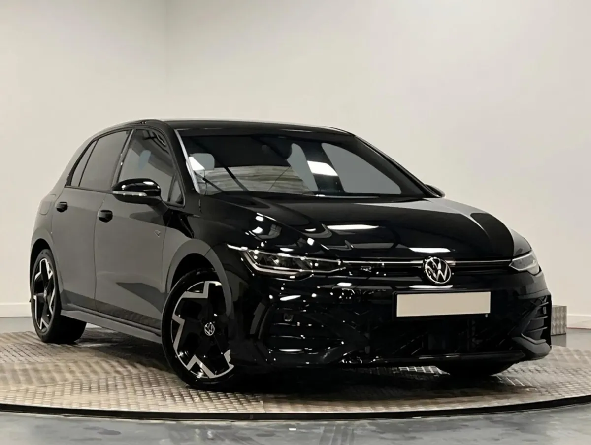 2025 Vw GOLF Mk8.5 Breaking - Image 1