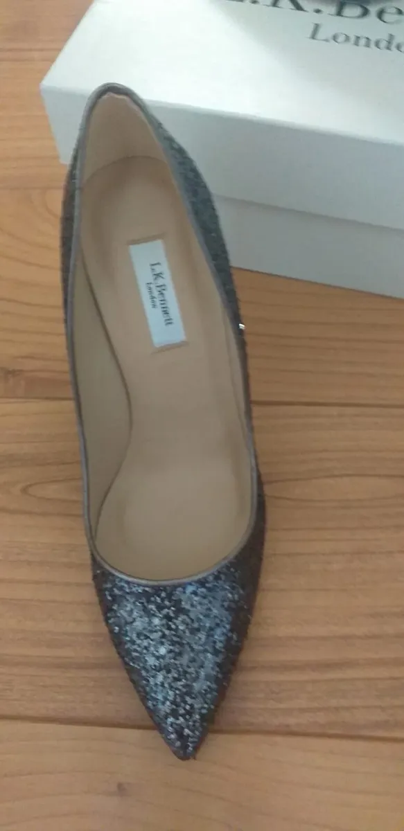 Shoes - Image 3