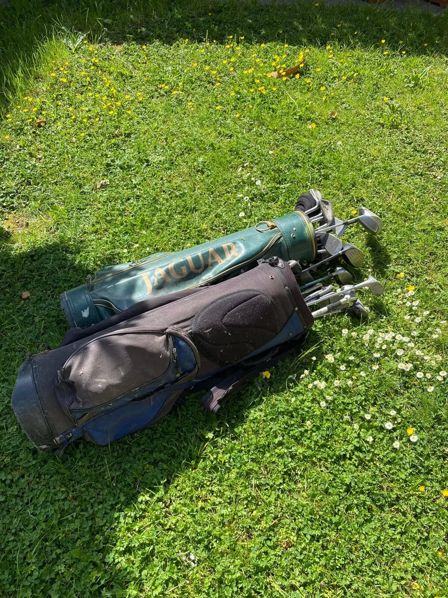 2 x sets of golf clubs - Image 2