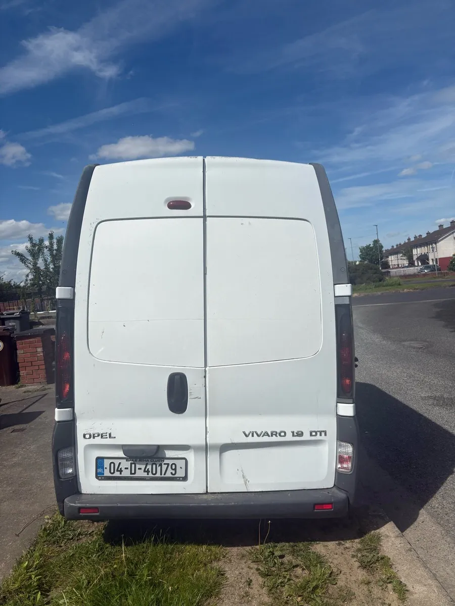 Camper van - Image 1