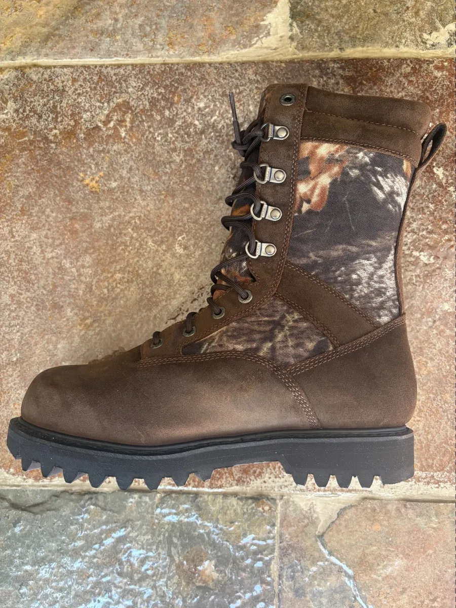 Cabela’s Outdoor Waterproof Boots - Image 4