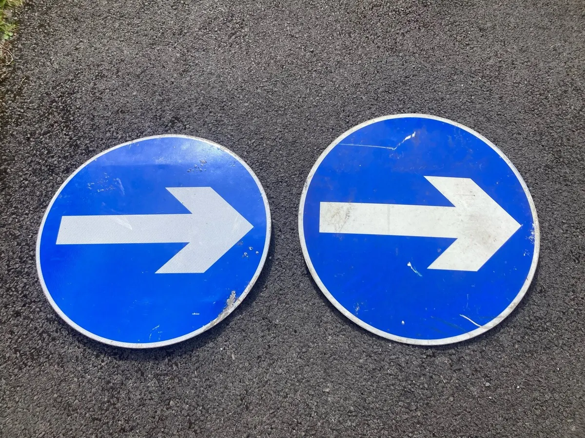 Uk road signs free postage - Image 1