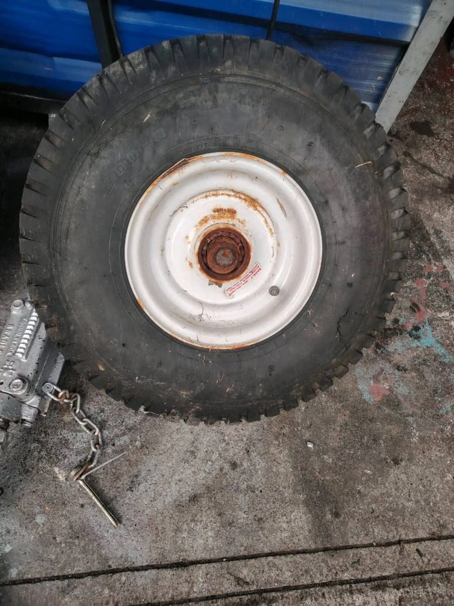 Fear of heavy duty trailer wheels - Image 1