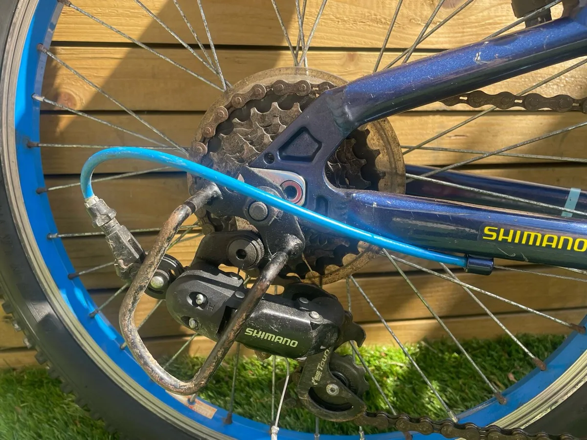 Child’s mountain bike - Image 3