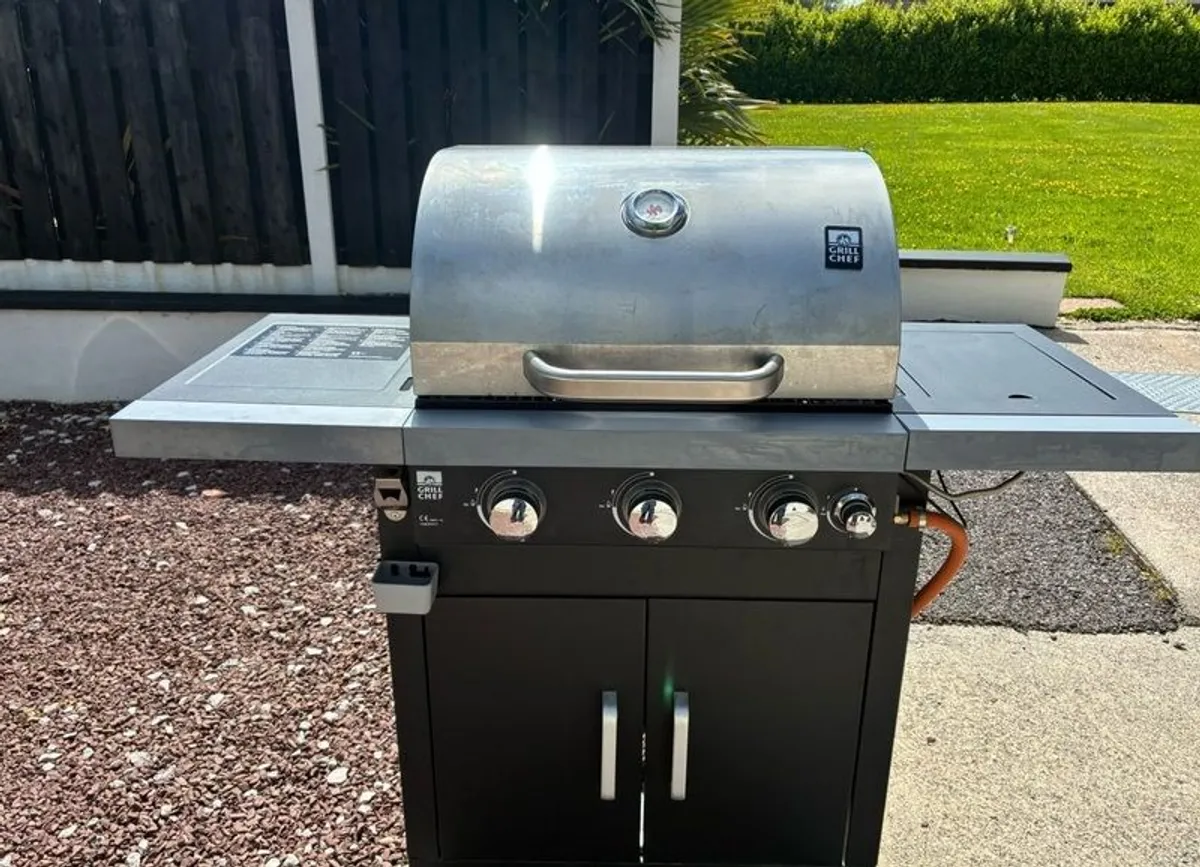 Chef Grill Gas BBQ With Side Burner and Accessories - Image 1