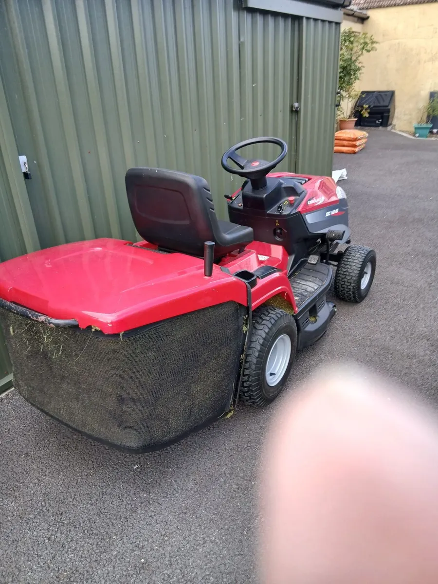 Castlegarden ride on mower xdc140hd - Image 2