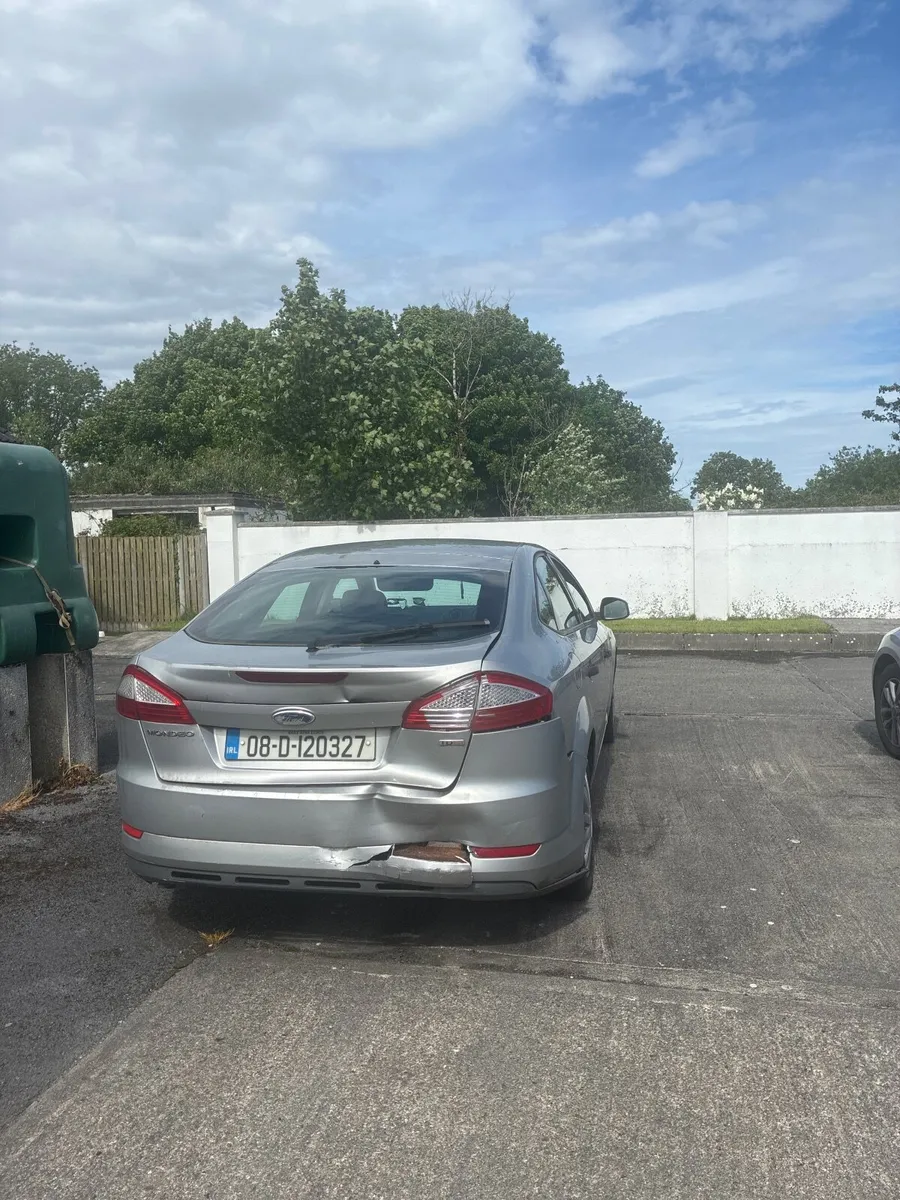 Car - Image 3