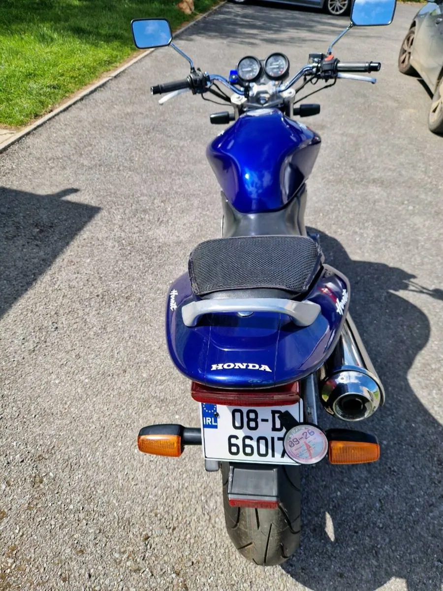 Honda CB250F Hornet - Image 4