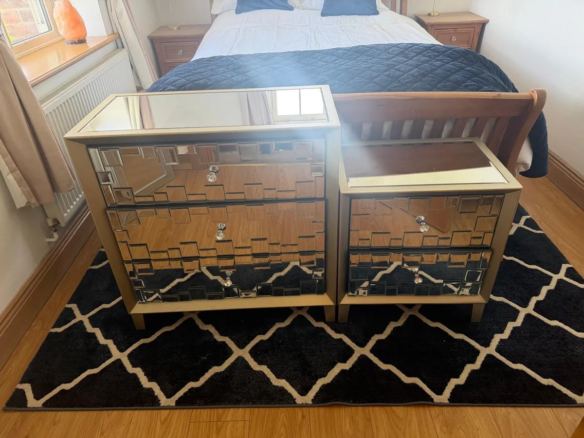 Bedside dresser and locker - Image 3