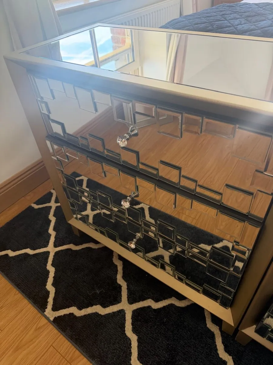 Bedside dresser and locker - Image 2
