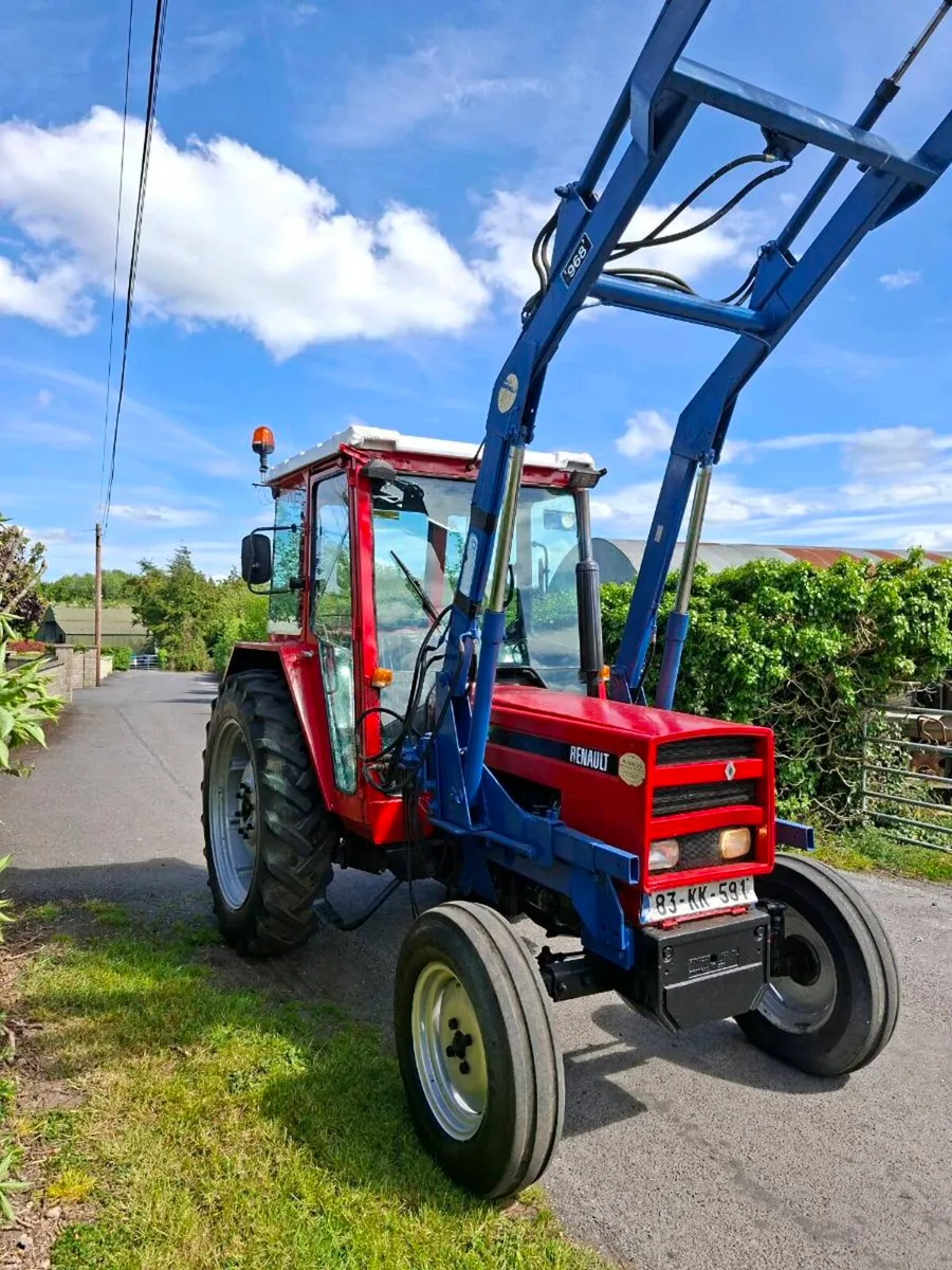 RENAULT WITH TANCO LOADER - Image 2