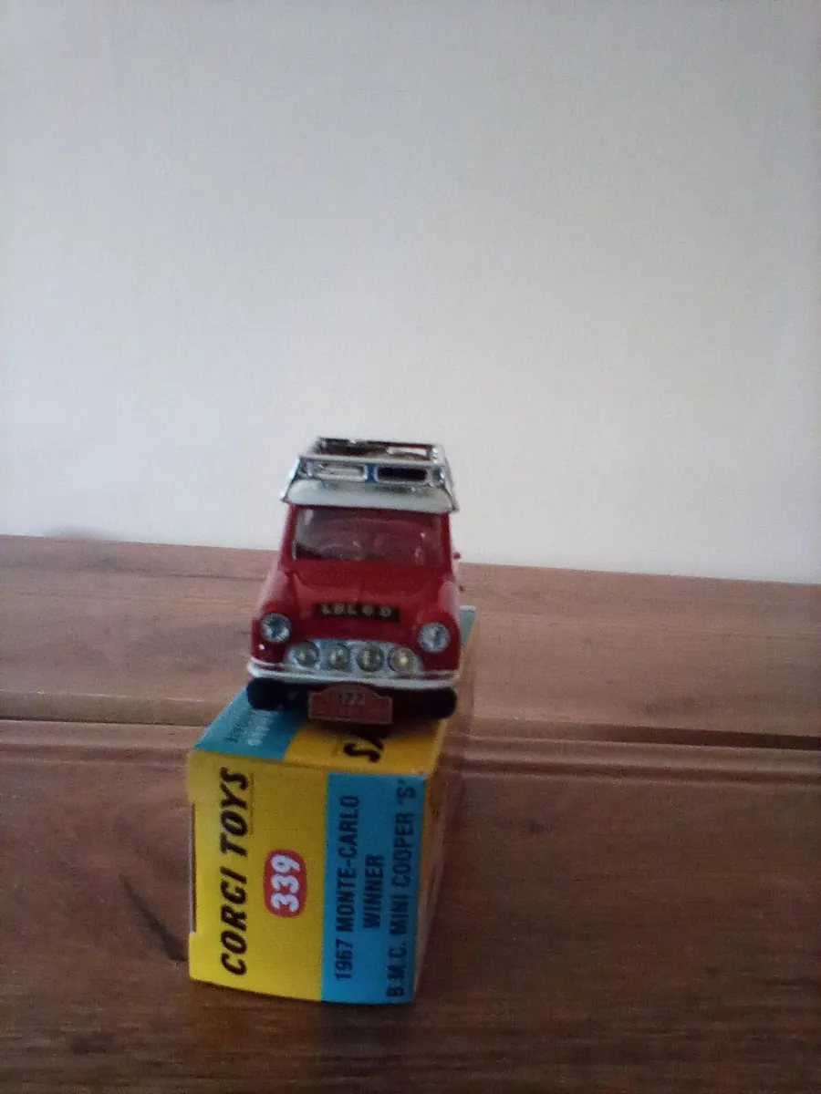 Corgi mini cooper. - Image 2