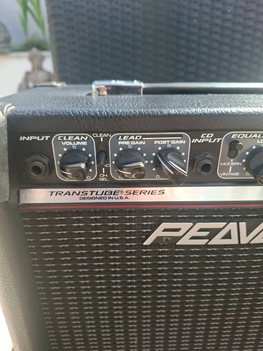 Peavey Rage 158 Transtube 15w guitar amp - Image 3