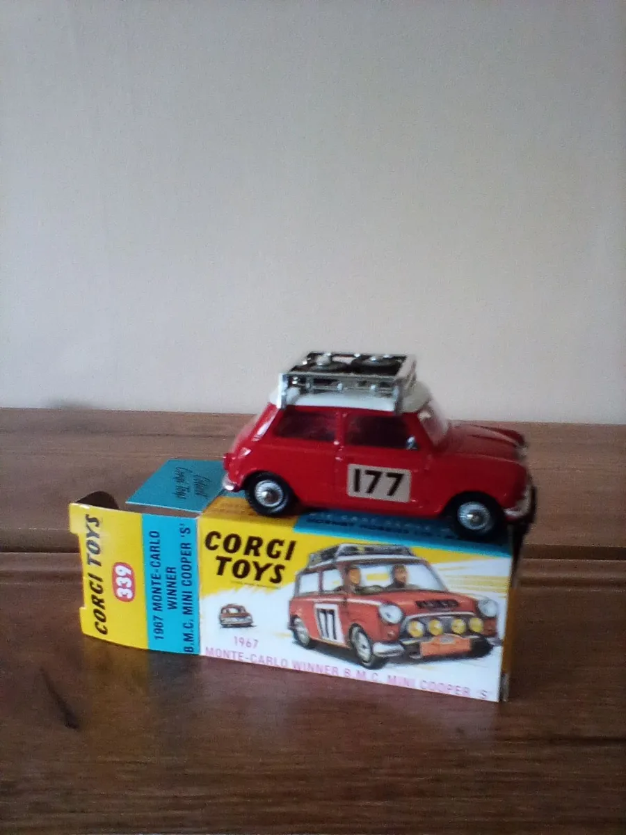 Corgi mini cooper. - Image 1