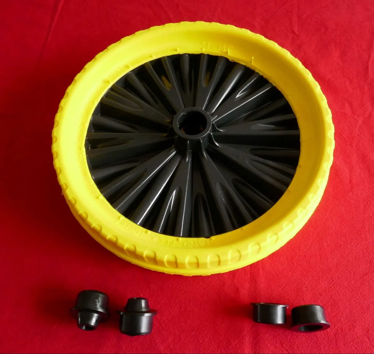 Wheel for wheelbarrow - Image 3