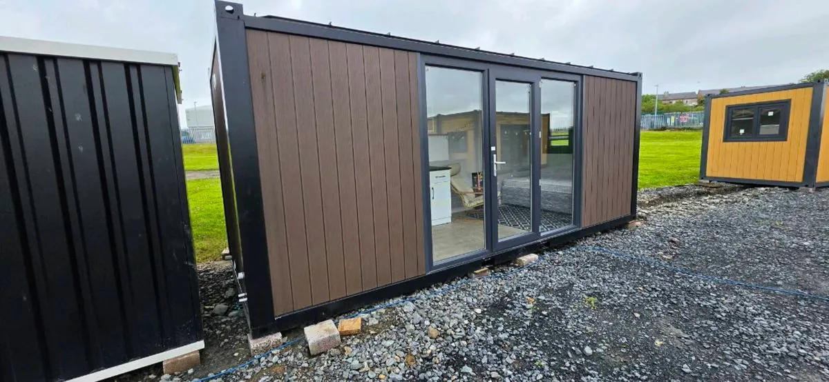 Garden pod, guest room, airbnb host - Image 1