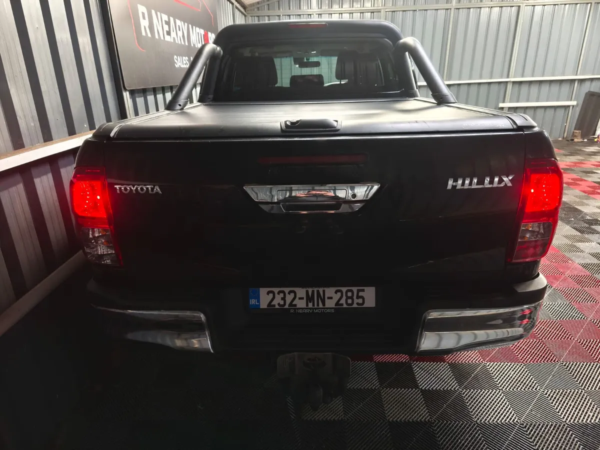 2023 232 Toyota Hilux 5 Seat N1 Vat INC Auto - Image 2