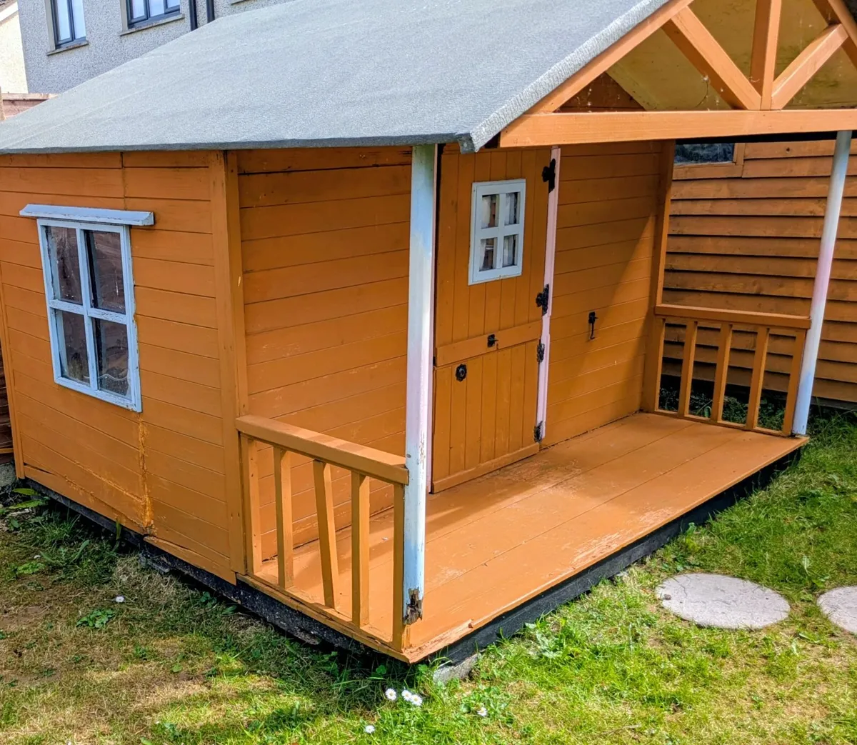 Kids Play House - Image 1