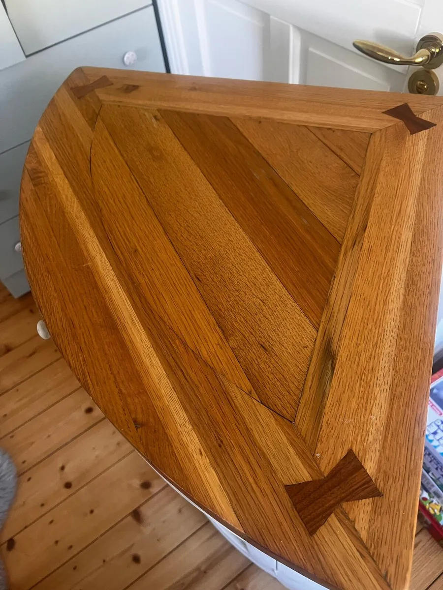 Cabinet - Image 2
